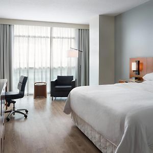 Club Level King Club level Guest room 1 King